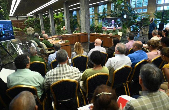 1030 consejo defensa