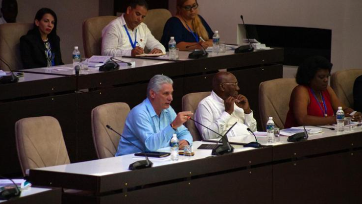 Pleno del Partido y Parlamento Pleno del Partido y Parlamento