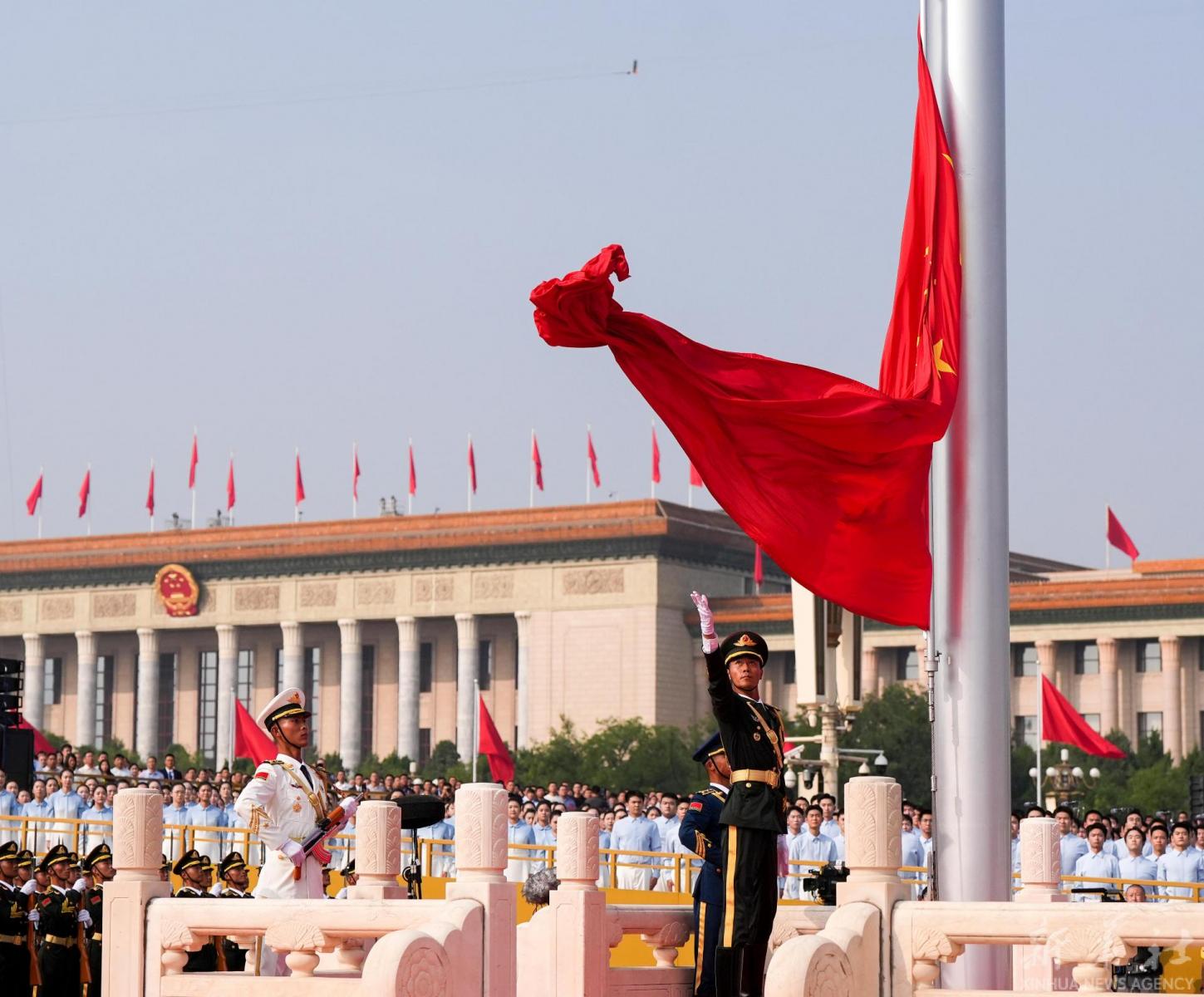 En la histórica plaza Tianamen, de Beijing, un desfile militar conmemoró este 3 de septiembre los 80 años de la victoria del pueblo chino contra la agresión japonesa en la guerra antifascista mundial. Foto: Xinhua.