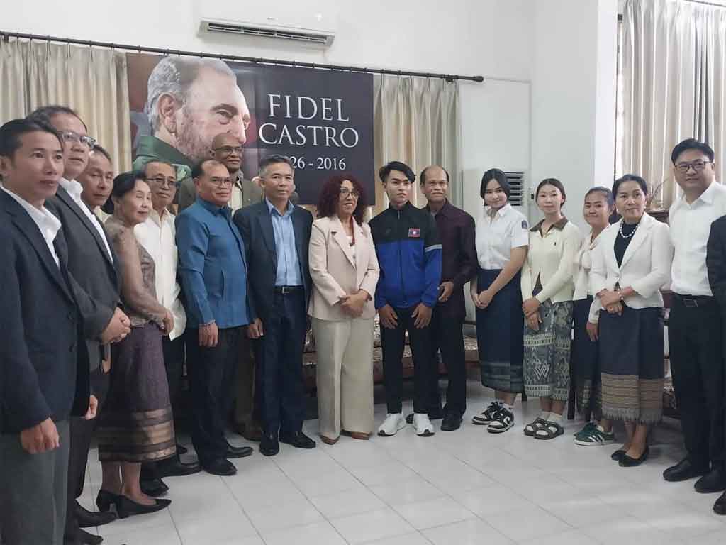Inician en Laos programa conmemorativo “100 años con Fidel”