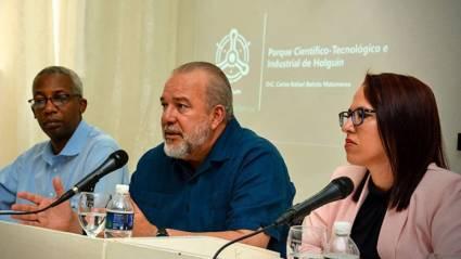 miembro del Buró Político y primer ministro, Manuel Marrero Cruz miembro del Buró Político y primer ministro, Manuel Marrero Cruz