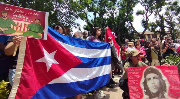 Legado de Fidel y el Che Legado de Fidel y el Che