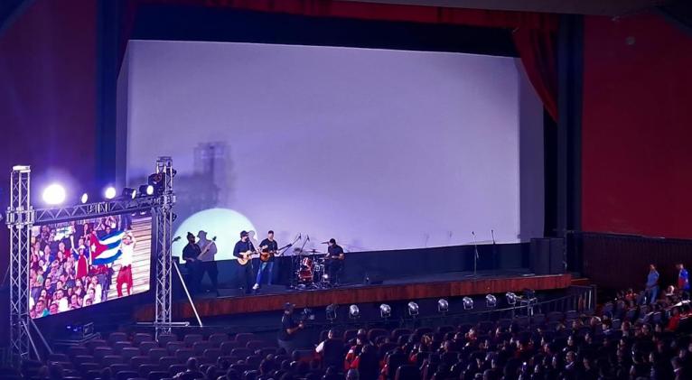 Presentan en Cuba documental sobre atleta olímpico Mijaín López